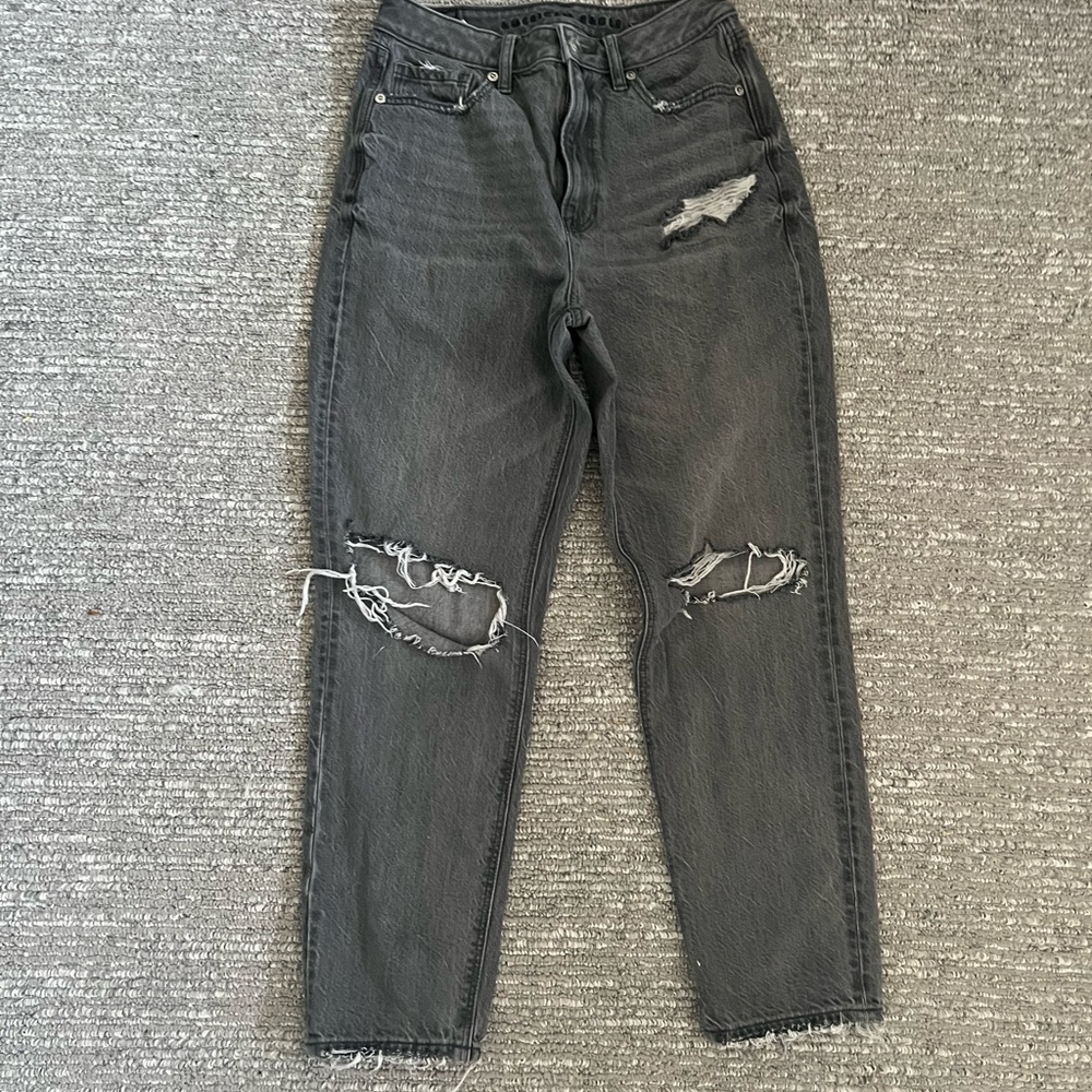 American Eagle mom jeans